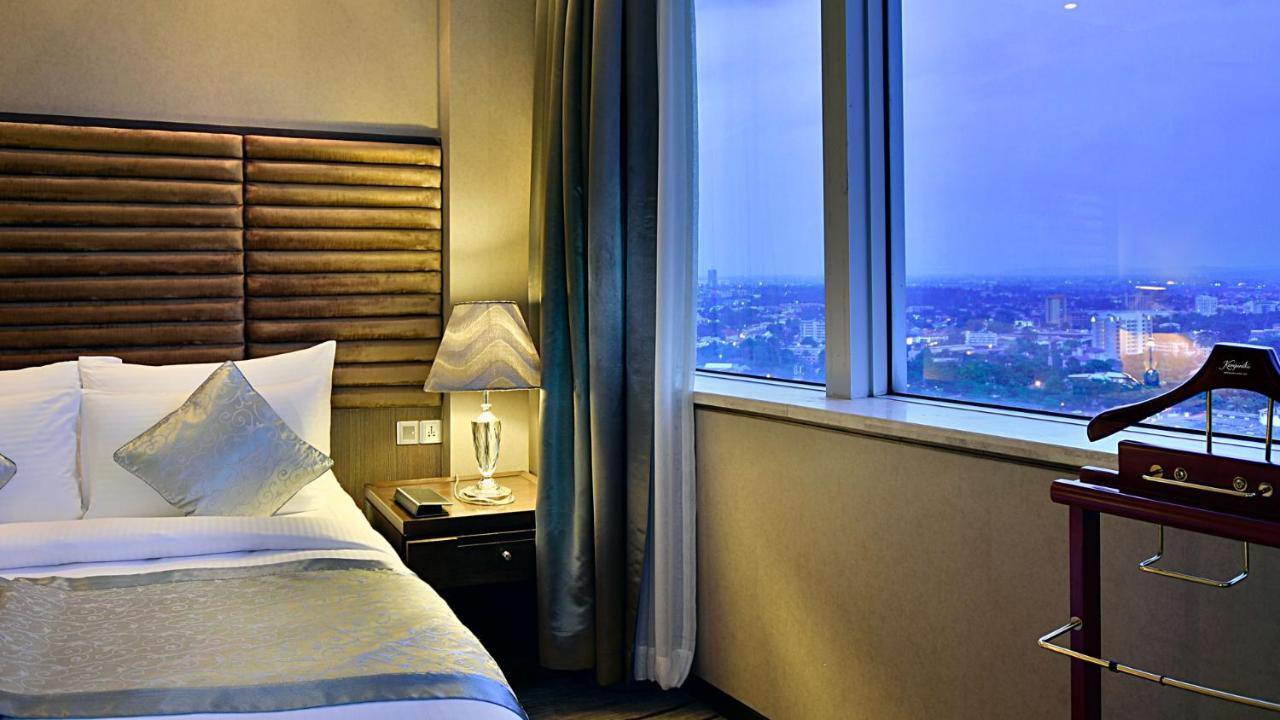 Fleuve Congo Hotel By Blazon Hotels Кіншаса Екстер'єр фото