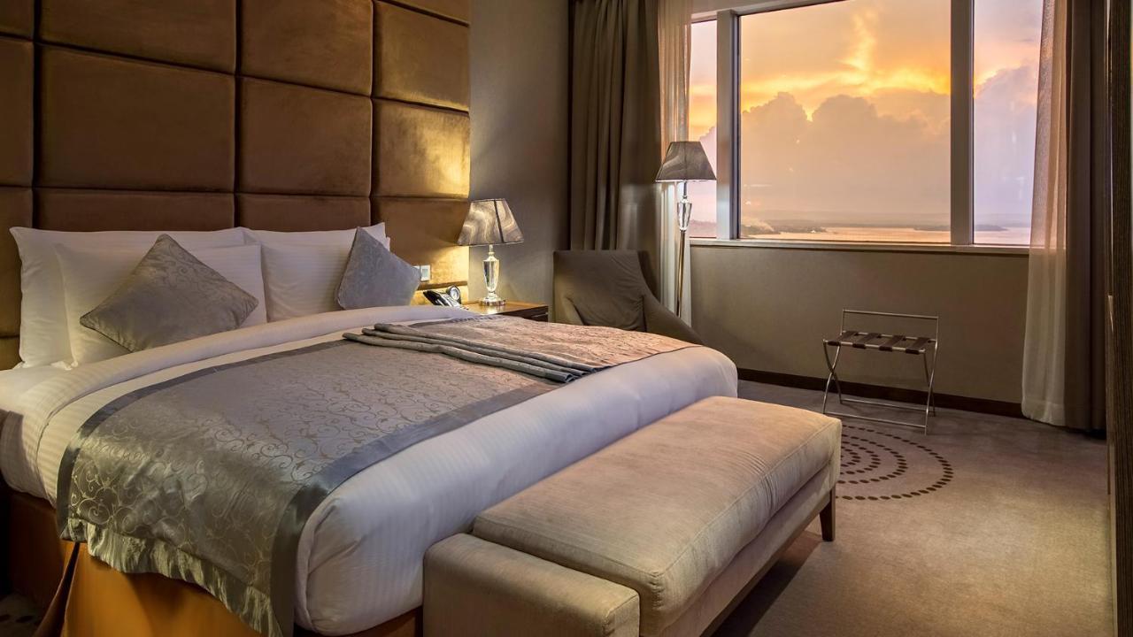 Fleuve Congo Hotel By Blazon Hotels Кіншаса Екстер'єр фото