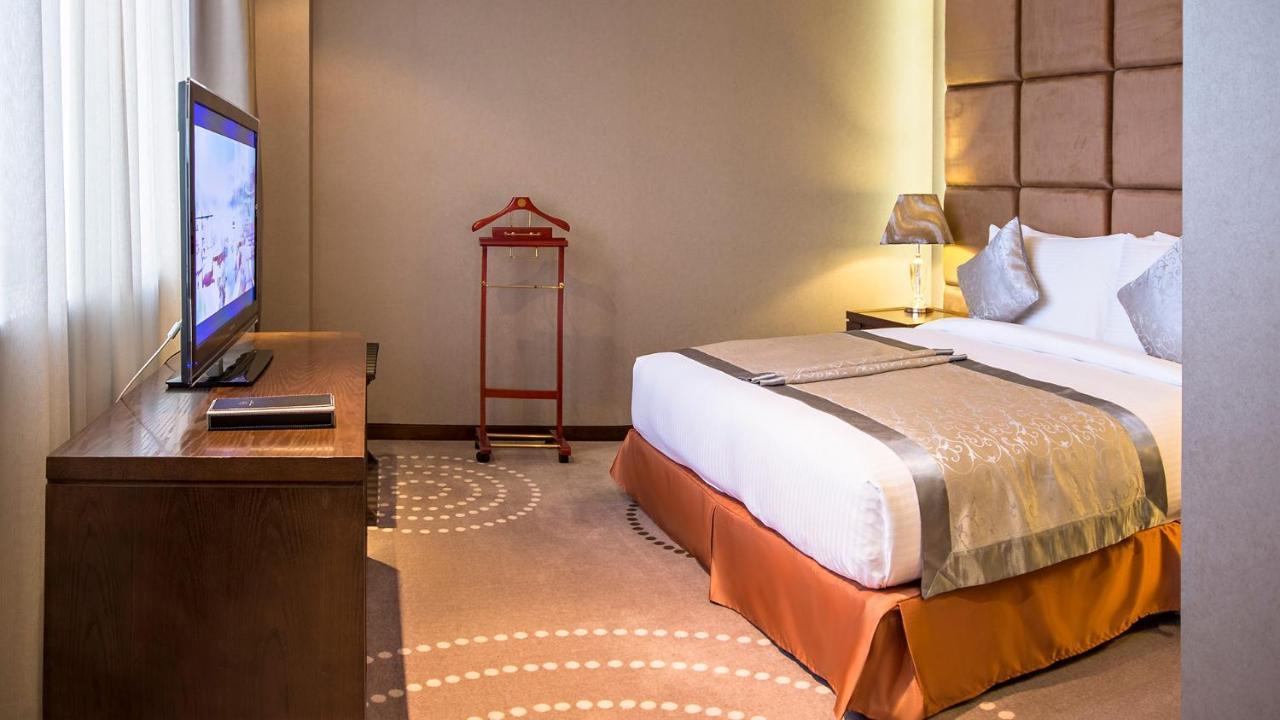 Fleuve Congo Hotel By Blazon Hotels Кіншаса Екстер'єр фото