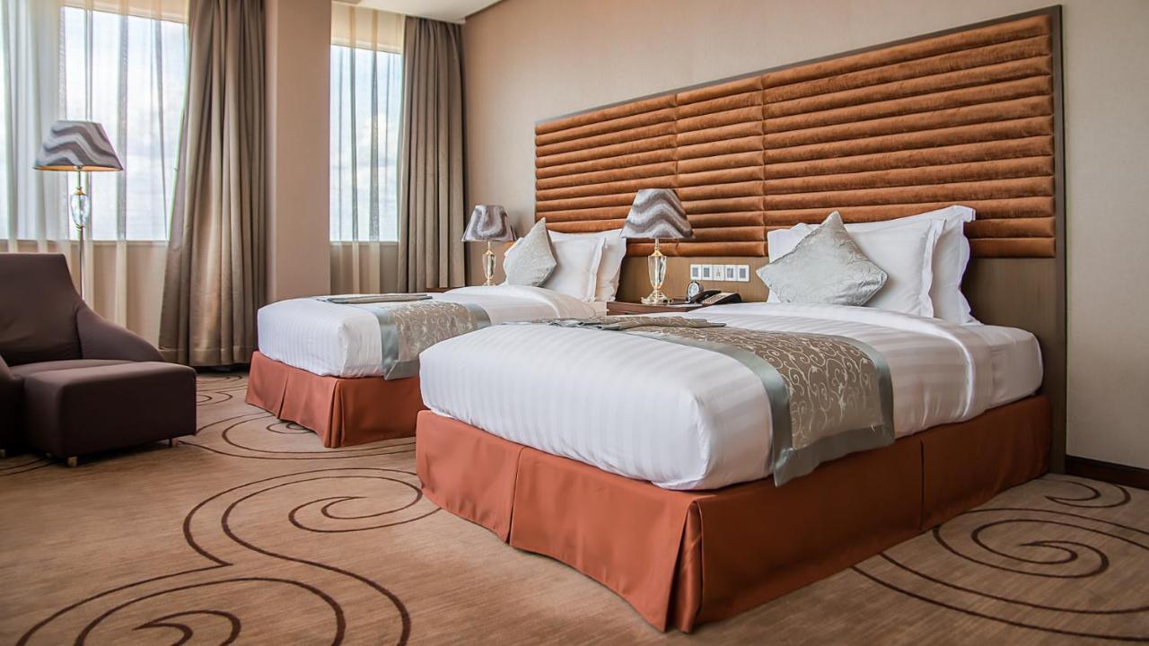 Fleuve Congo Hotel By Blazon Hotels Кіншаса Екстер'єр фото