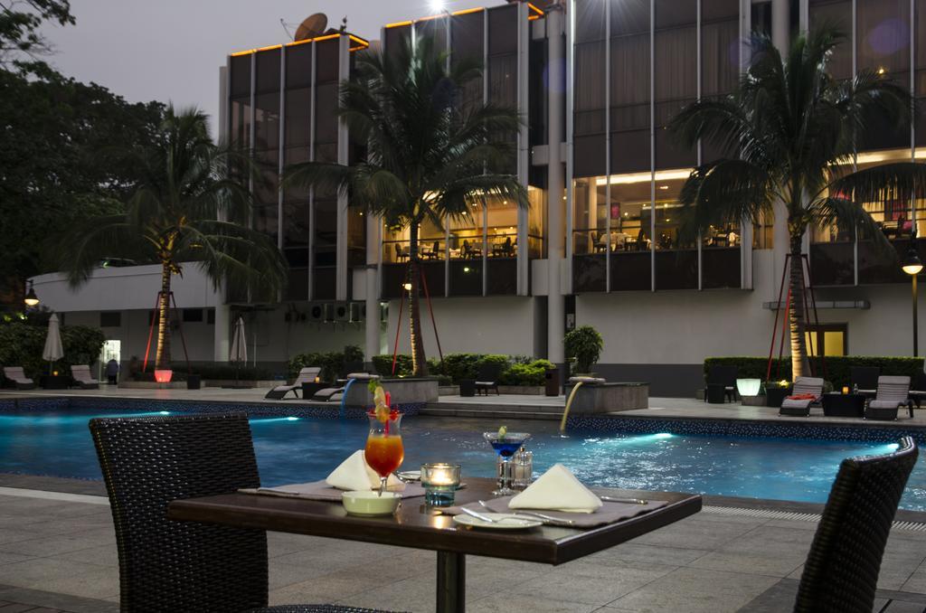 Fleuve Congo Hotel By Blazon Hotels Кіншаса Екстер'єр фото