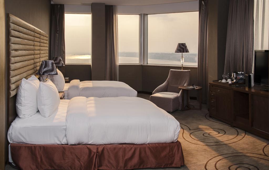 Fleuve Congo Hotel By Blazon Hotels Кіншаса Екстер'єр фото